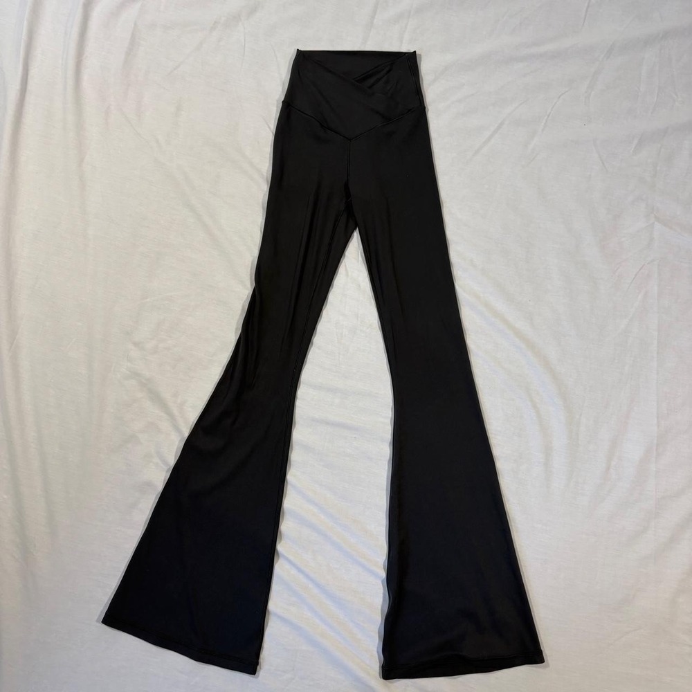 Aerie Real Me high rise dark grey flare leggings size xs athletic yoga work out